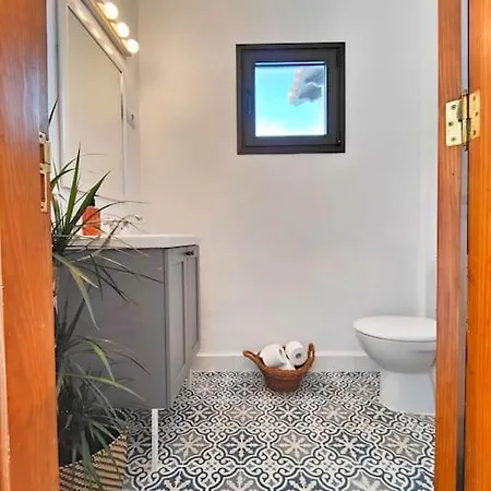 Вилла No 2. Stunning 4-bedroom With Large Pool